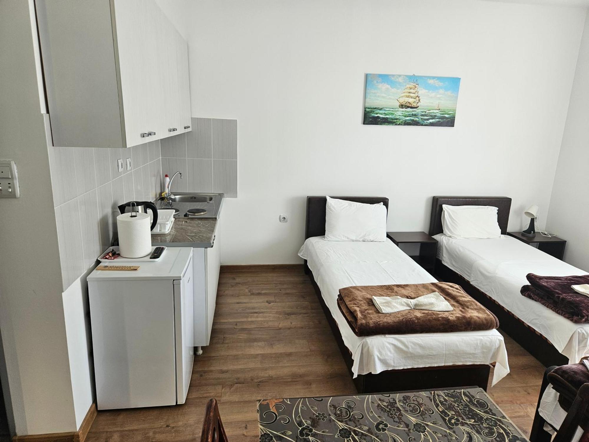 Apartments Kuca Aleksic Ni Exterior foto